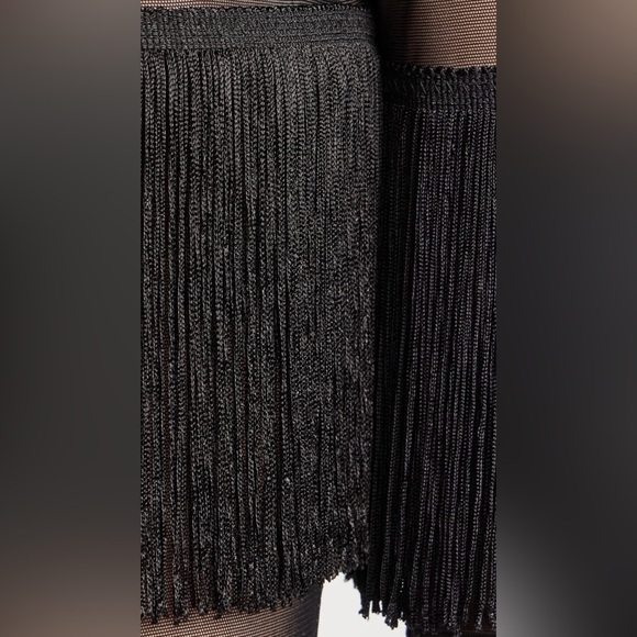 🏷️🔖 NWT Norma Kamali Fringe Top - Picture 6 of 9